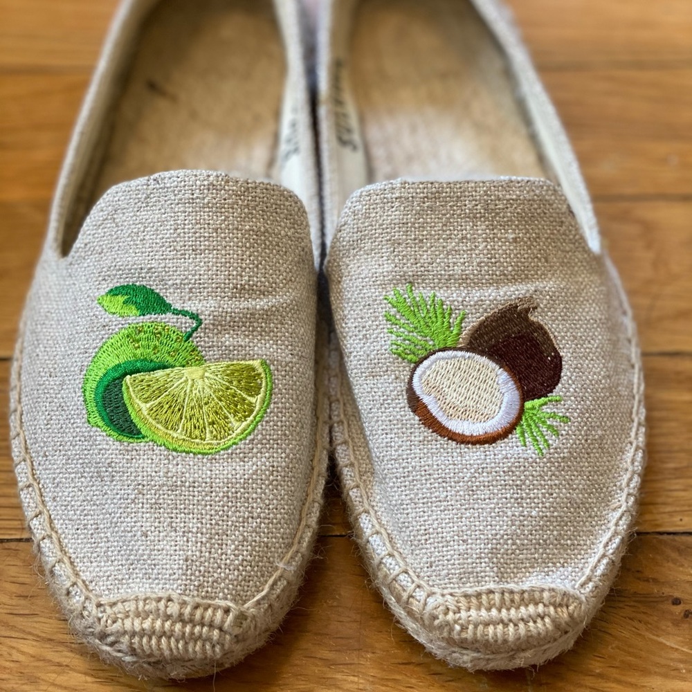 Soludos lime and coconut espadrille flats NWOT